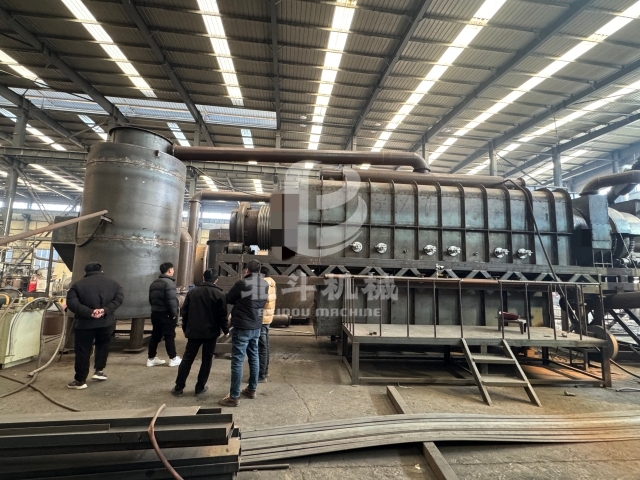 聚焦固廢資源化:新型炭化機迎來考察團